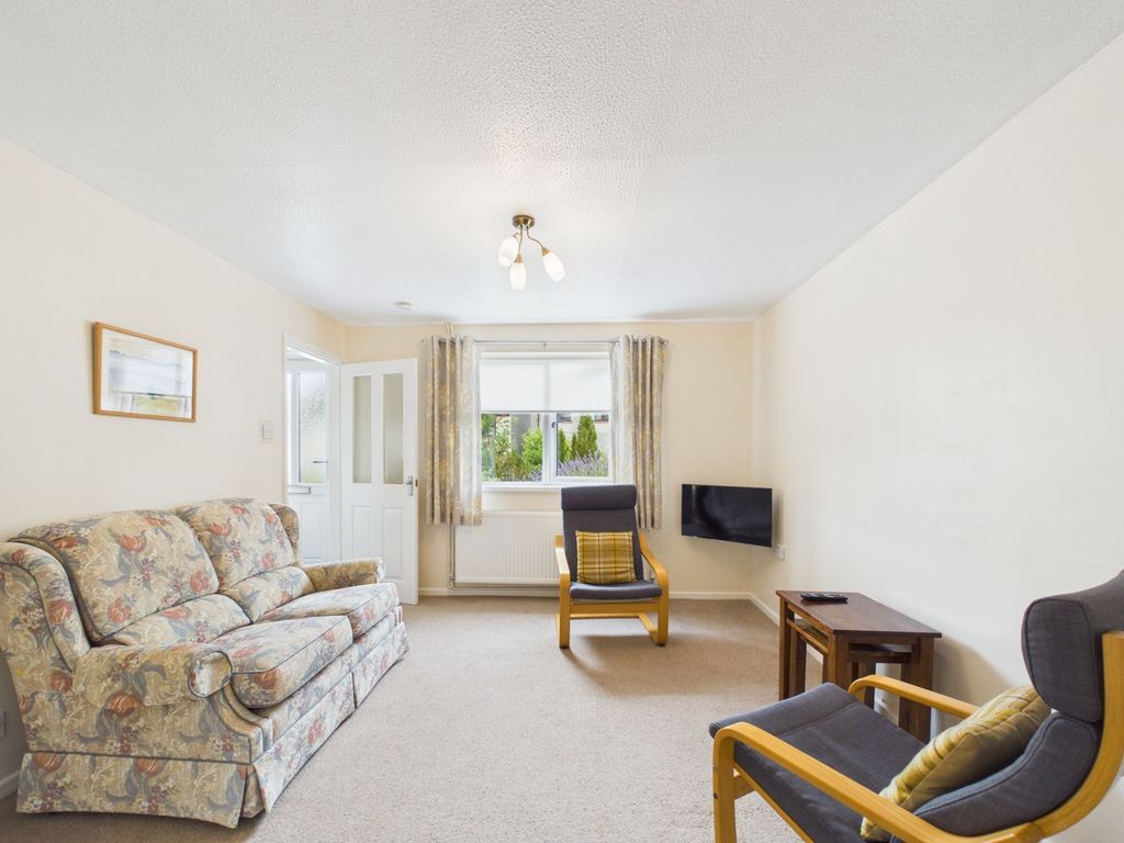 Property photo 2 of 26