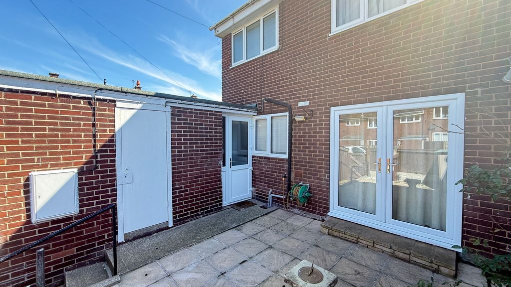 Property photo 2 of 3 Image