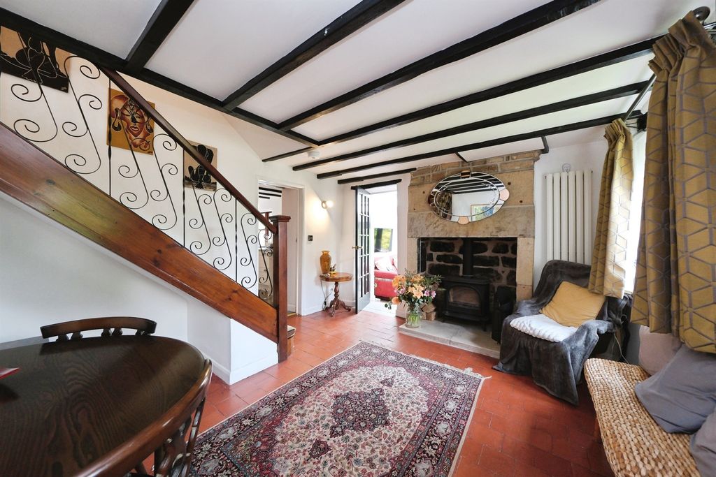 Property photo 2 of 19