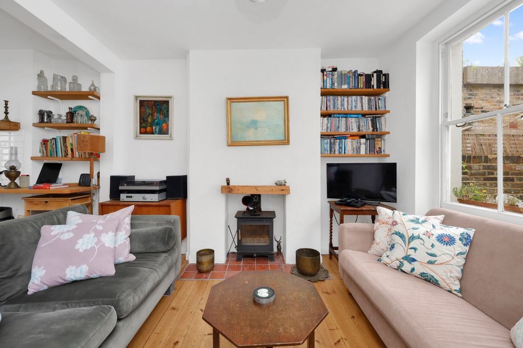 Property photo 1 of 17