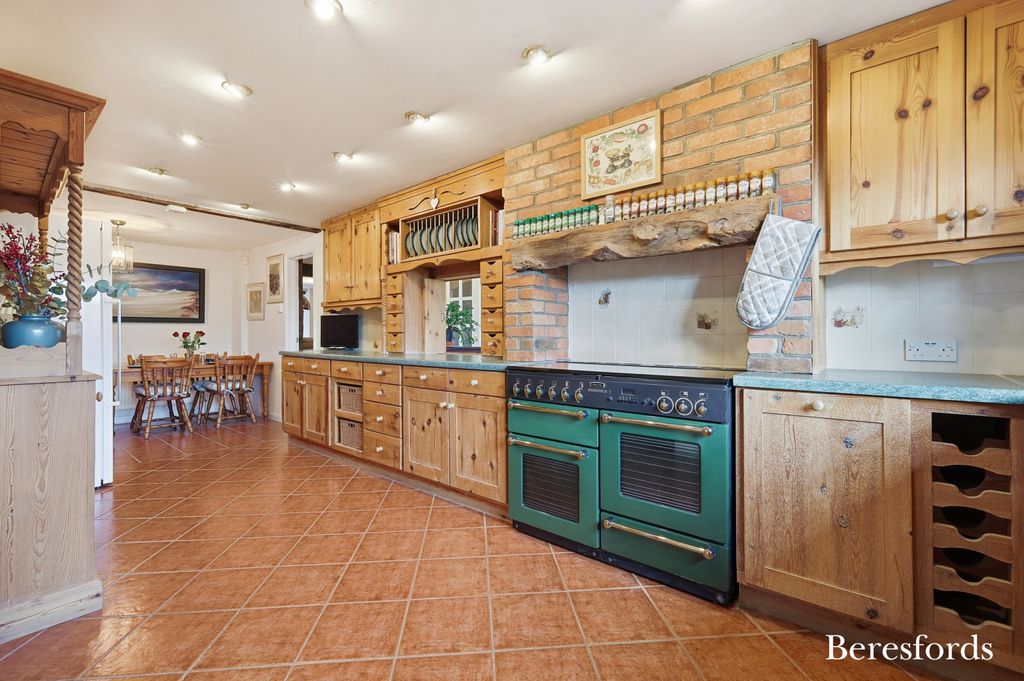 Property photo 2 of 33 Picture 2