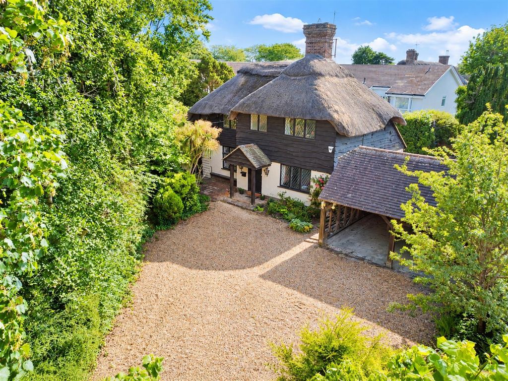 Property photo 1 of 18