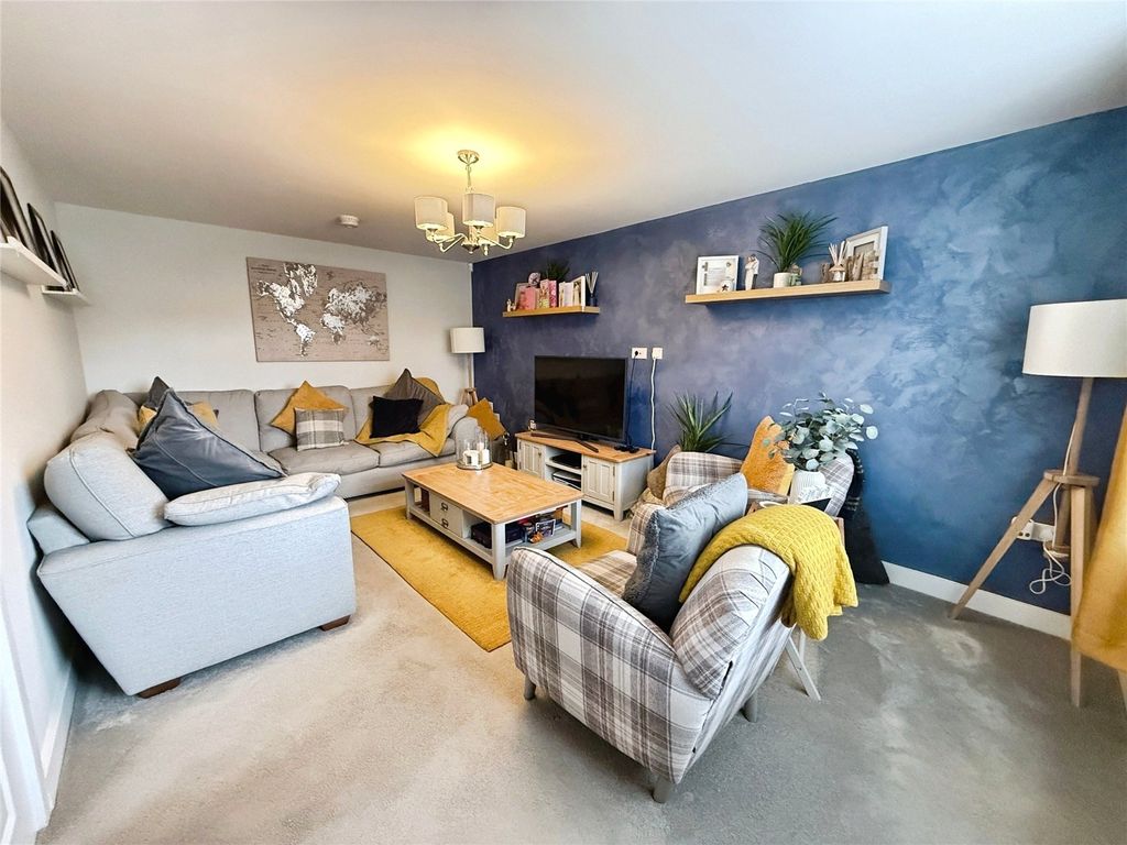 Property photo 2 of 18 Picture 2