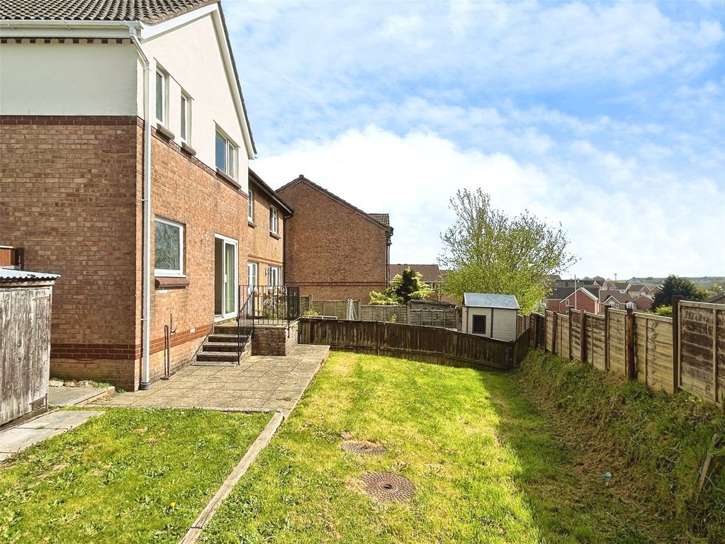 Property photo 3 of 14 Picture No. 05