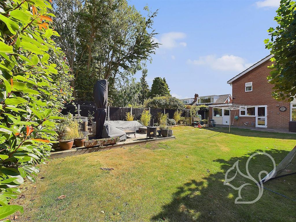 Property photo 3 of 34 Garden