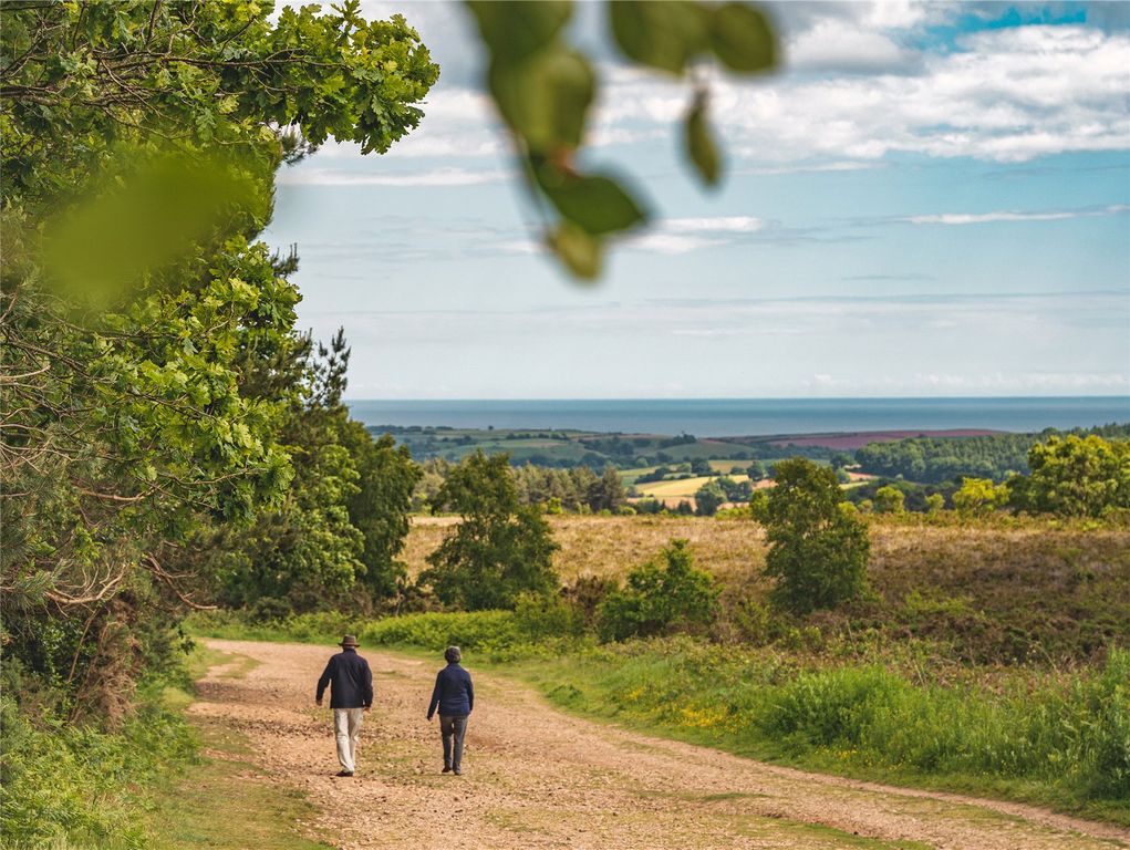 Property photo 2 of 6 Picture No. 07