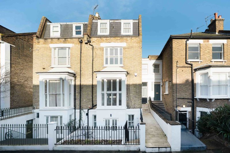 Property photo 3 of 20 Photo 18