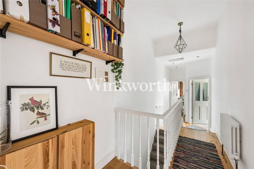 Property photo 3 of 10 Picture No. 09