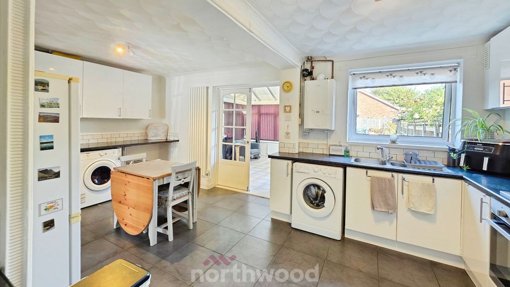 Property photo 3 of 24