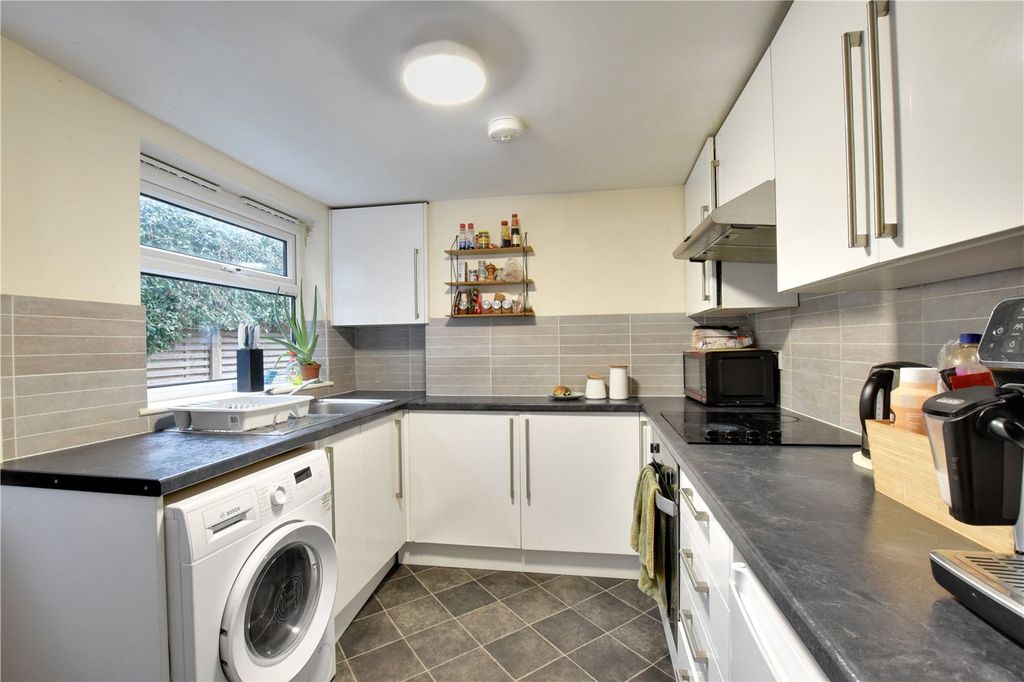 Property photo 3 of 15 Picture No. 20