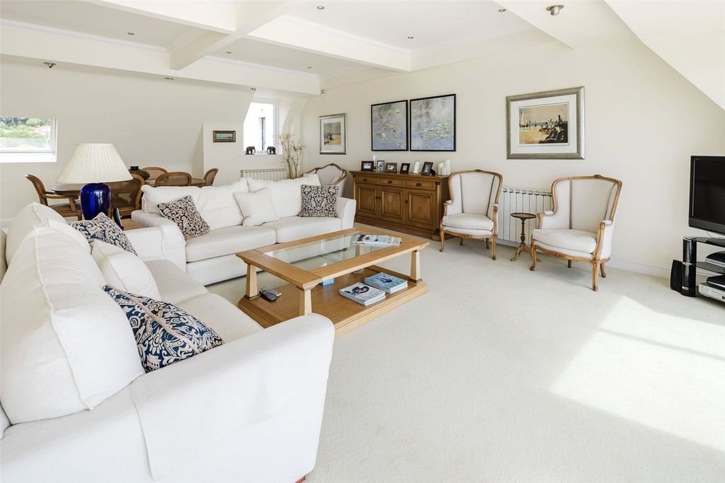 Additional image 5 of 3 bed flat for saleLongbeach, Gorey Coast Road, Jersey JE3