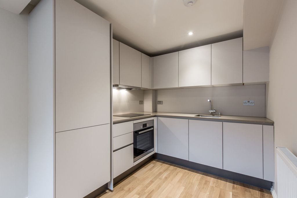 Property photo 1 of 10 Kitchen (Example)