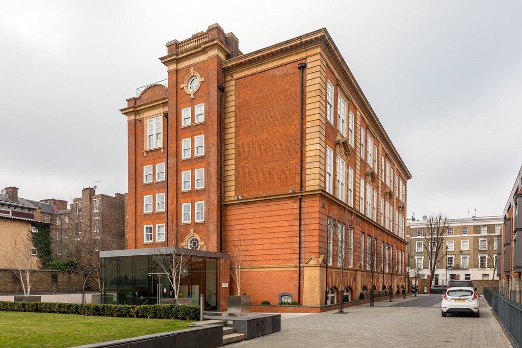 Property photo 1 of 18 Picture No. 19