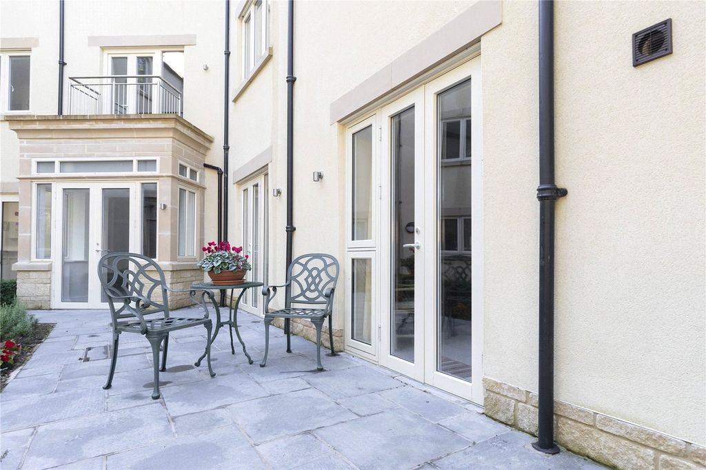 Additional image 14 of 1 bed flat to rentStratton Place, Stratton, Cirencester, Gloucestershire GL7