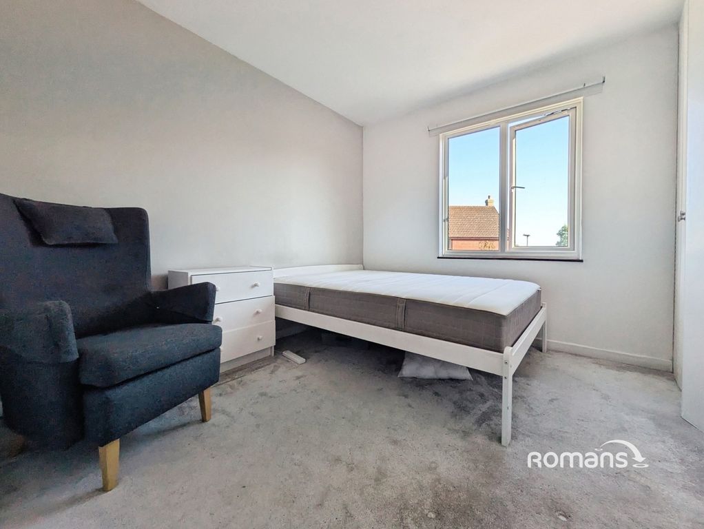 Property photo 3 of 6 Pbox-Img.Jpg