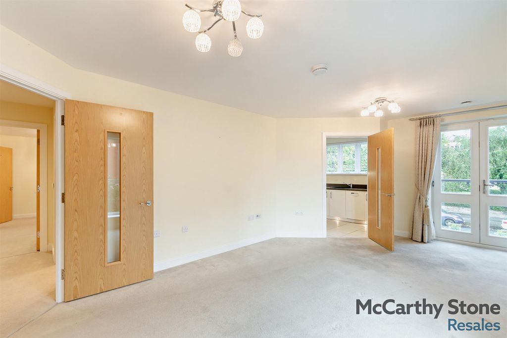 Property photo 3 of 16 8663778-Exterior15-800.Jpg