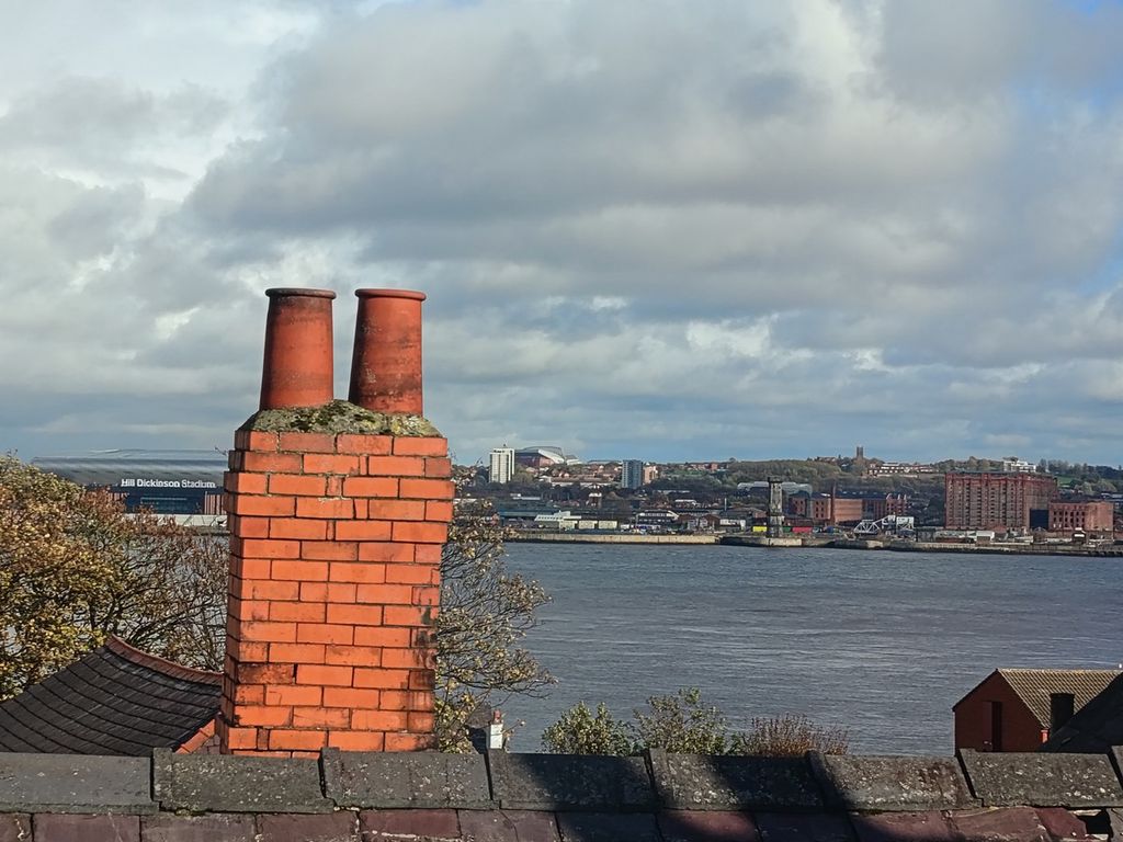 Property photo 3 of 6