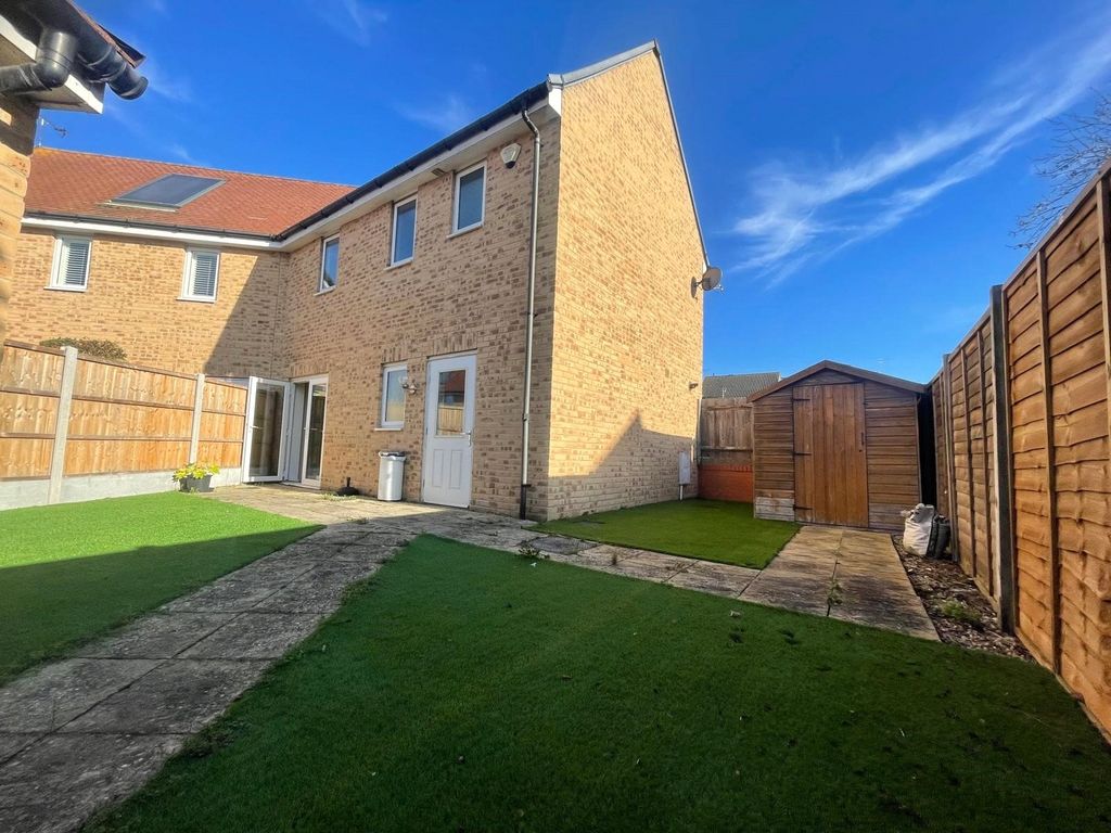 Property photo 2 of 21 Picture No. 27