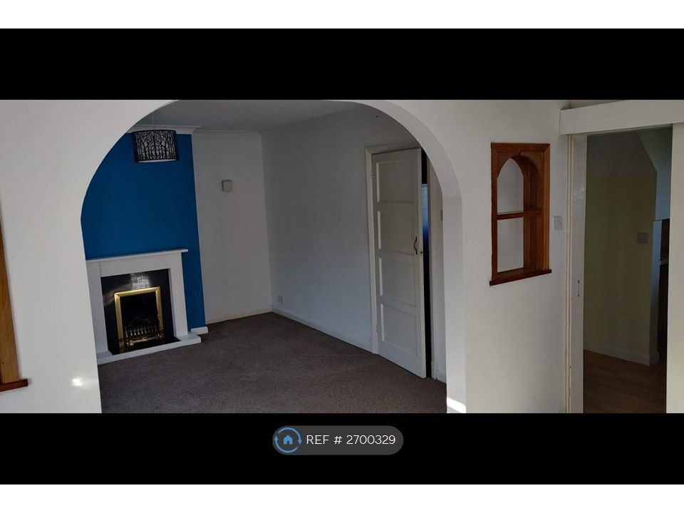 Property photo 2 of 5 Lounge