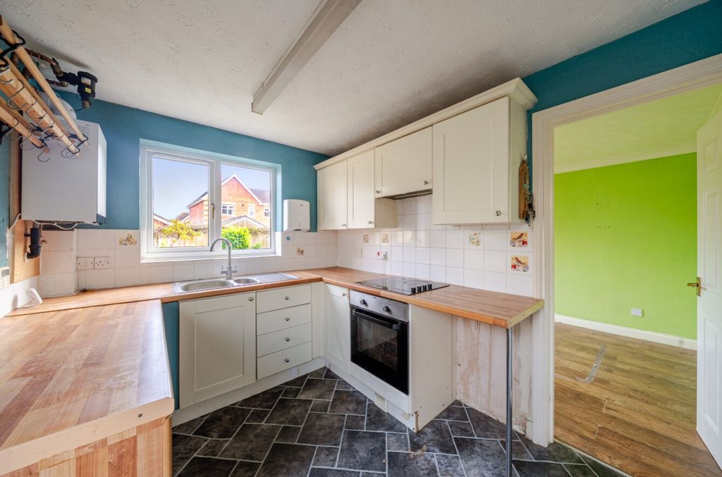 Property photo 2 of 12 1538057-1-1A158Eba29A79