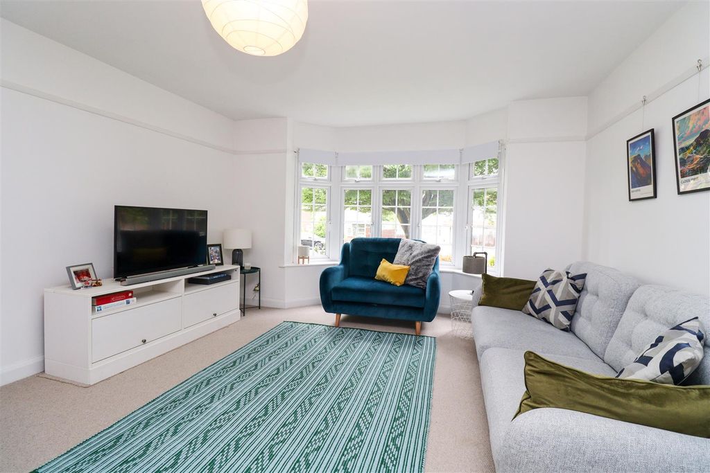 Additional image 4 of 3 bed maisonette for saleCranbrook Court, Fleet GU51