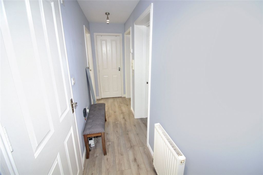 Property photo 2 of 12 Picture No. 05