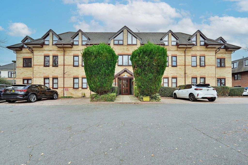 Property photo 2 of 12