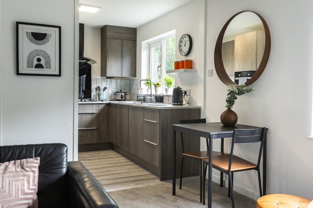 Property photo 3 of 12 B0031031