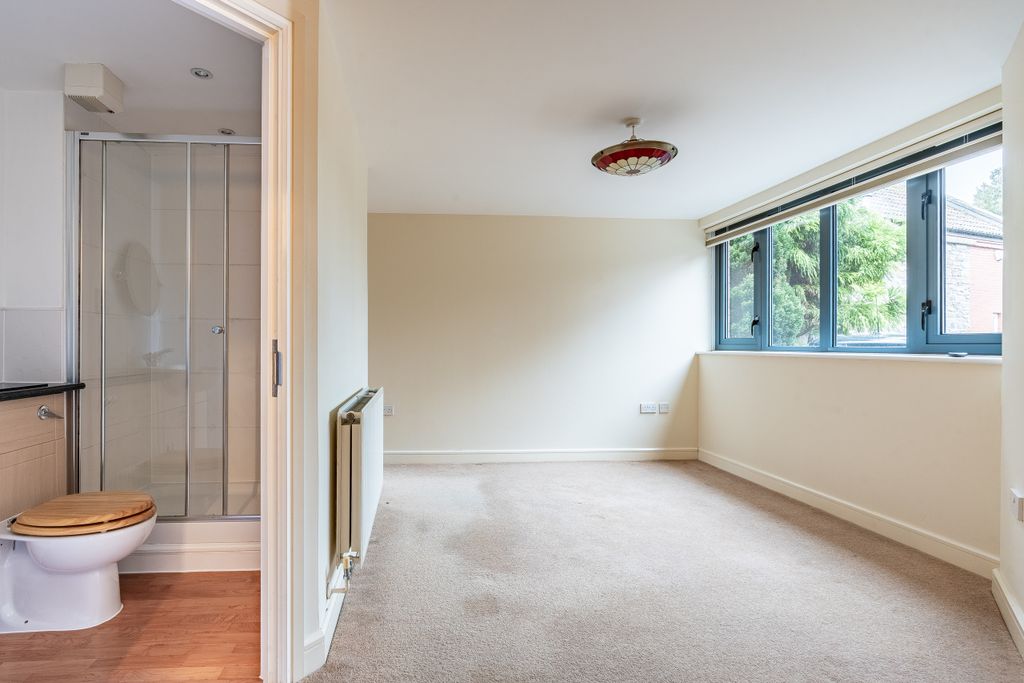 Property photo 3 of 13 3