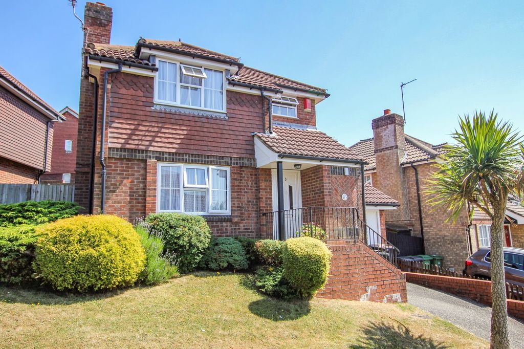 Property photo 1 of 12
