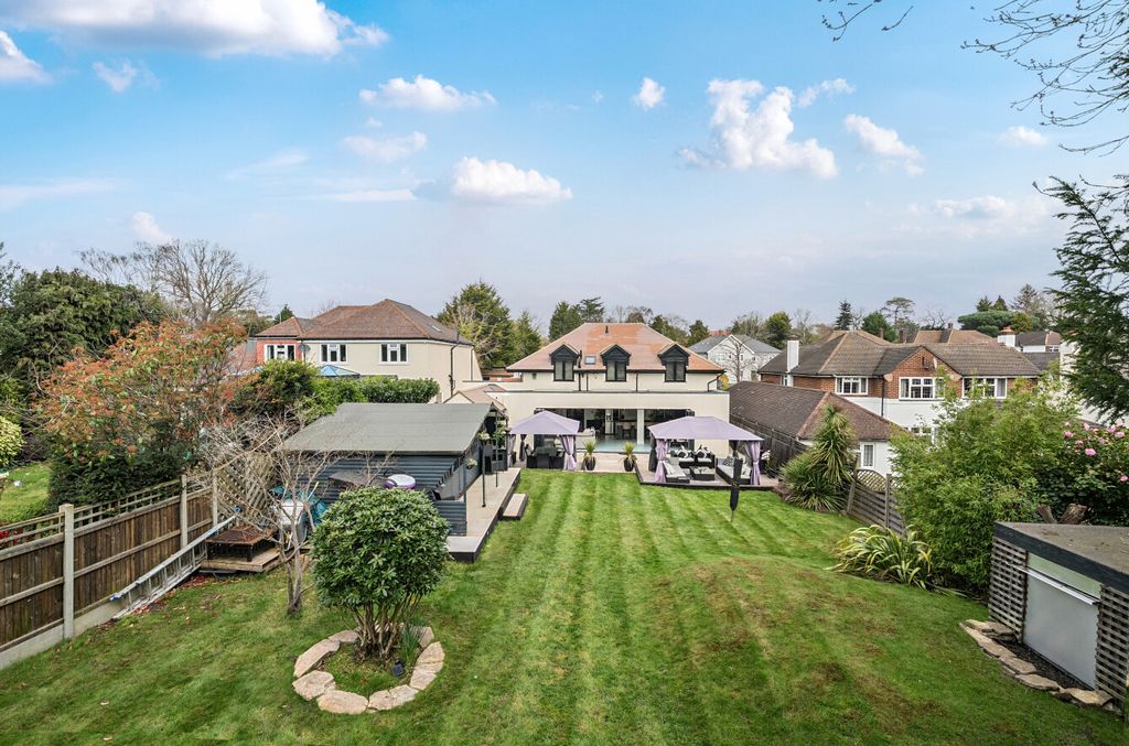 Property photo 2 of 43 1425602-1-69B941F...