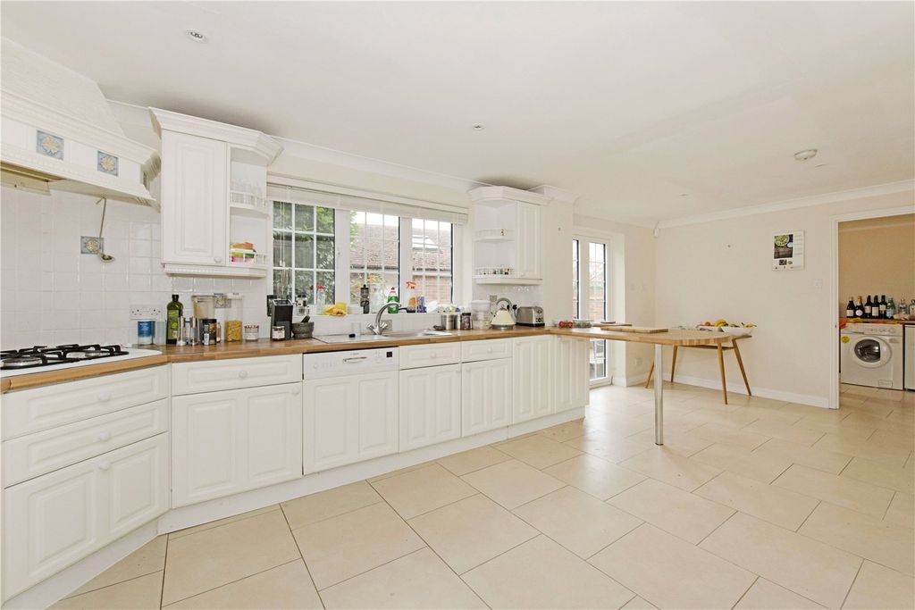 Property photo 2 of 10 Picture No. 02