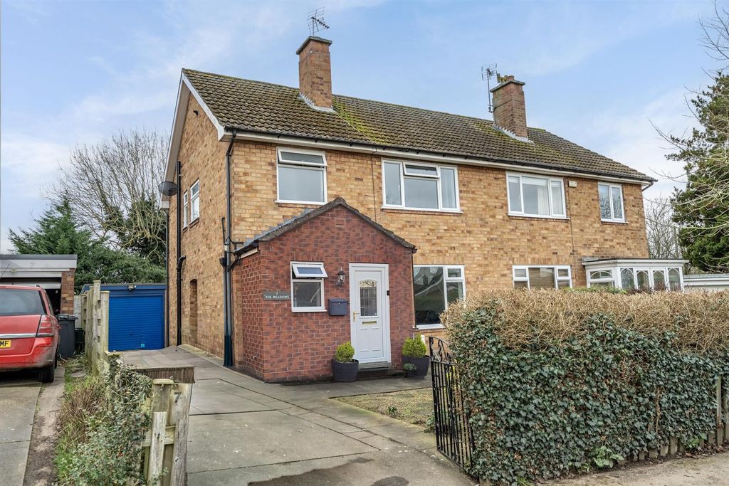 Property photo 1 of 15 External