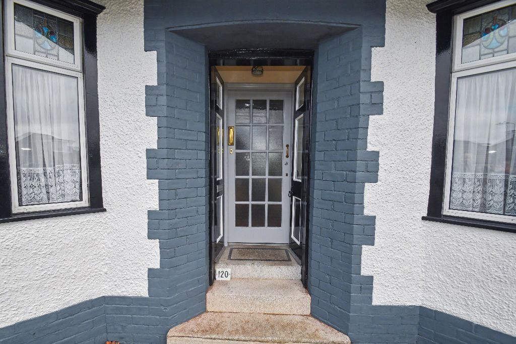 Property photo 2 of 19 5043721