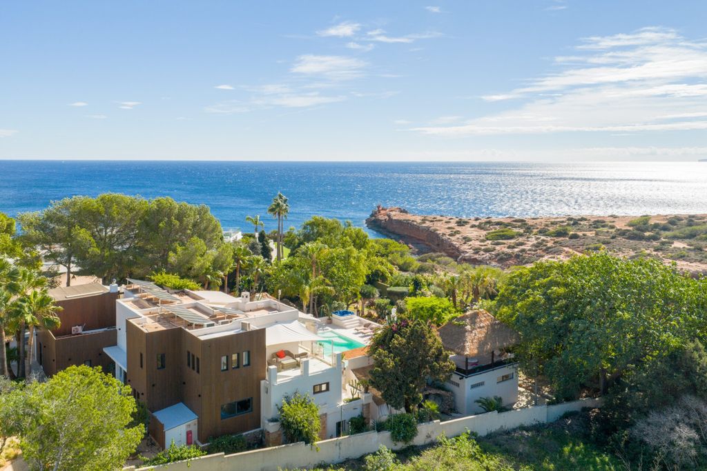 Property photo 1 of 23