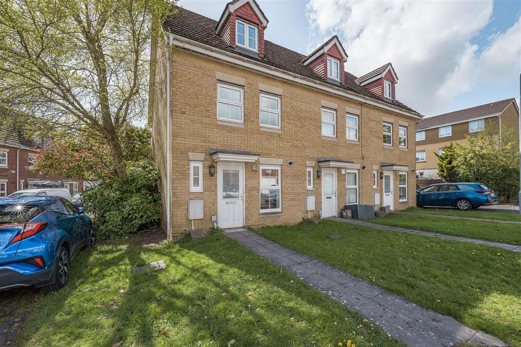 Property photo 1 of 20 13-A7405411.Jpg