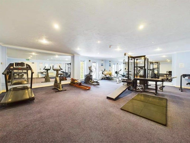 Property photo 2 of 11 Gallery