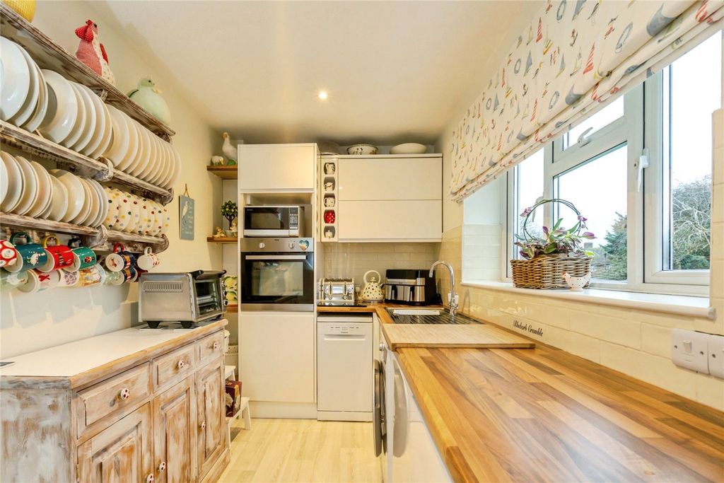 Property photo 3 of 11 Picture No. 07