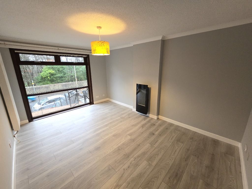 Property photo 3 of 9 Photo 3