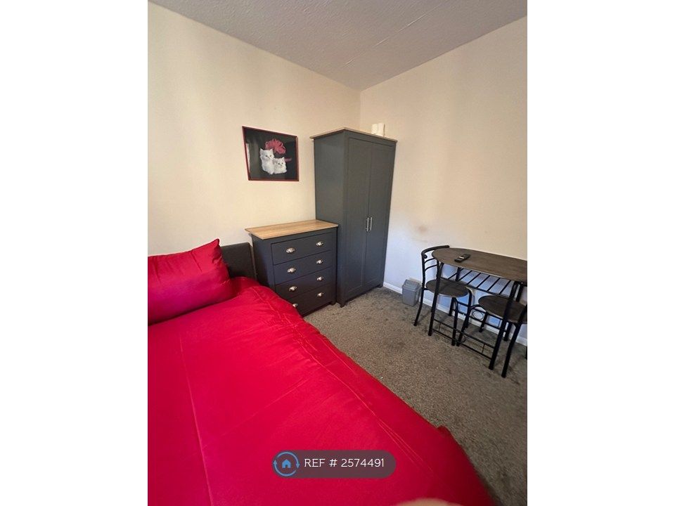 Property photo 1 of 35
