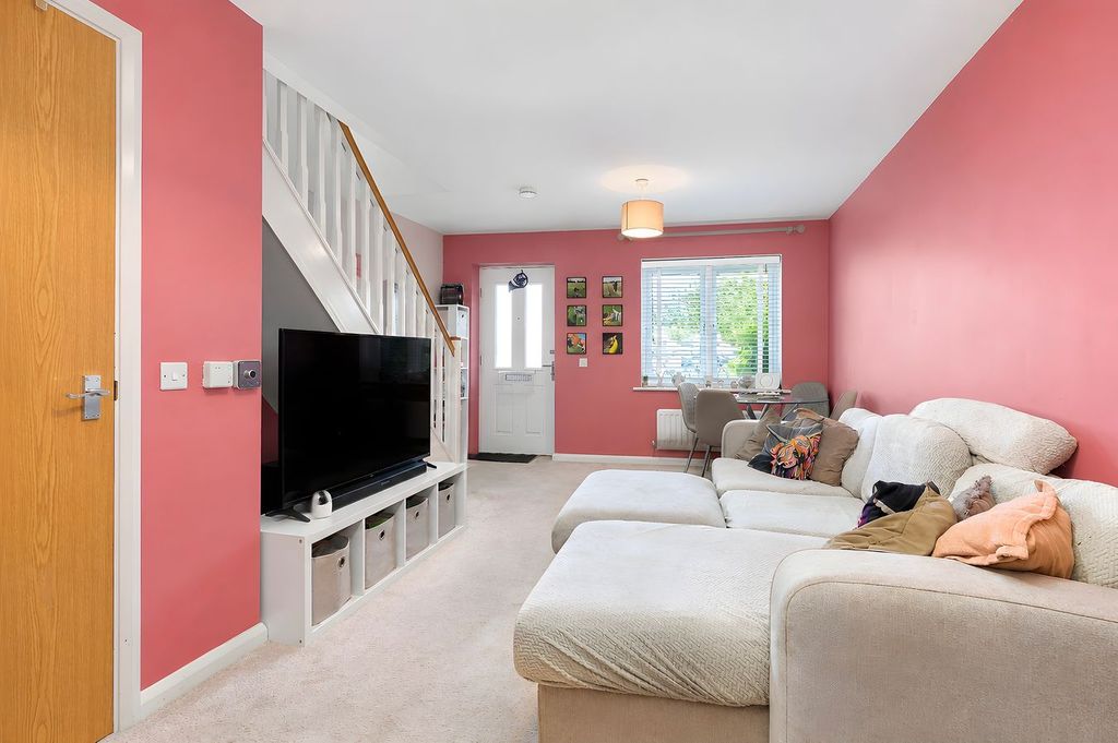 Property photo 2 of 12
