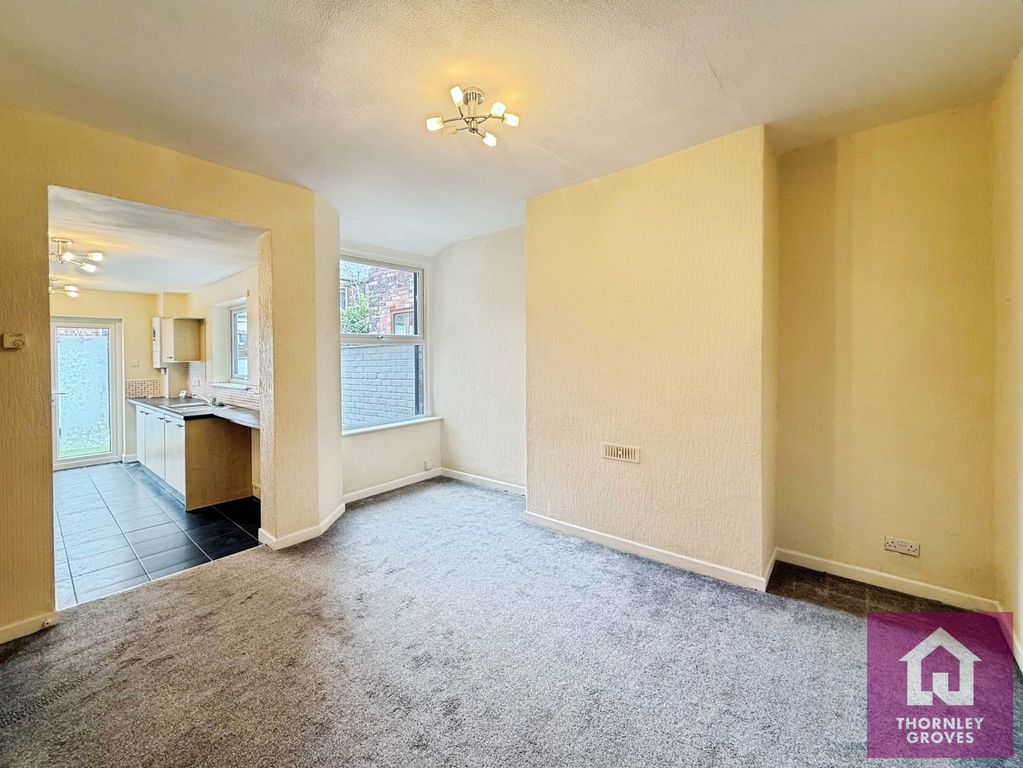 Property photo 2 of 11 Picture No. 29