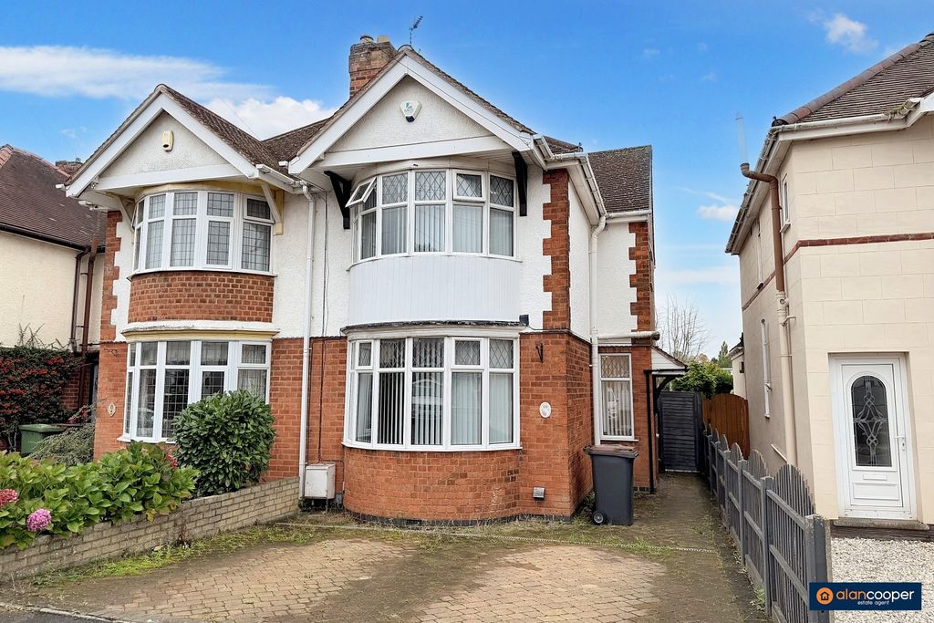 Property photo 1 of 11 4589271