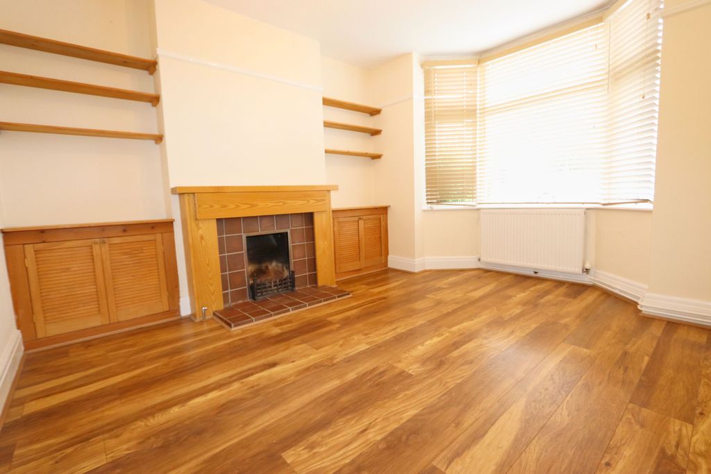 Property photo 3 of 22
