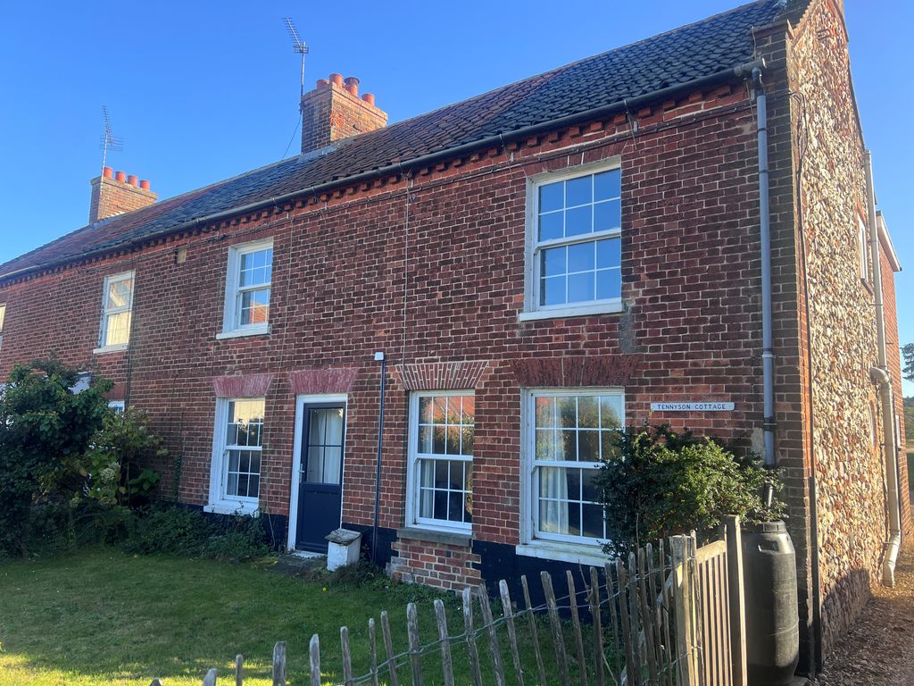 Property photo 1 of 17 Front