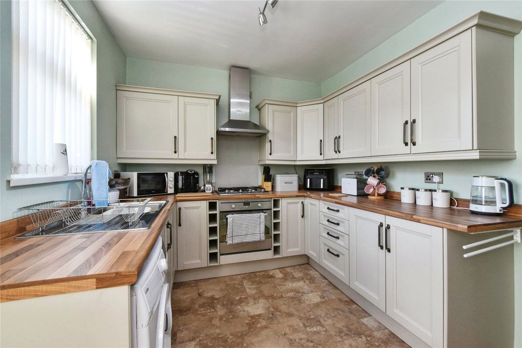 Property photo 1 of 17 Picture No. 08