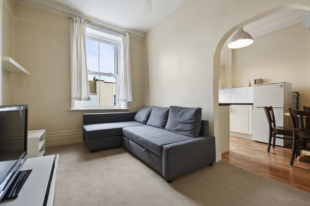 Property photo 1 of 6 Photo 2