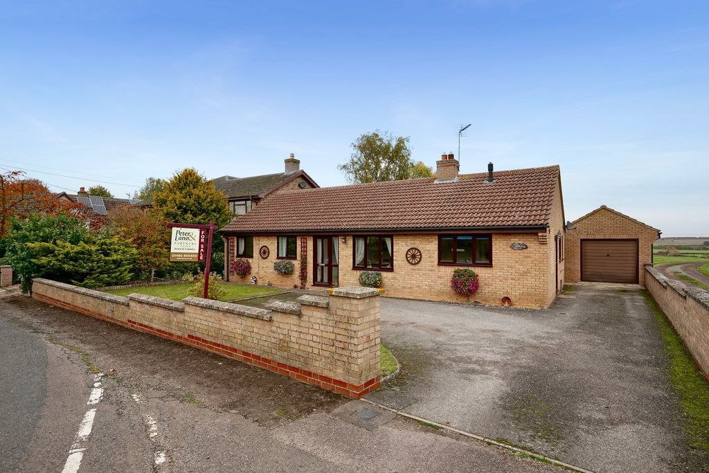 Property photo 2 of 16