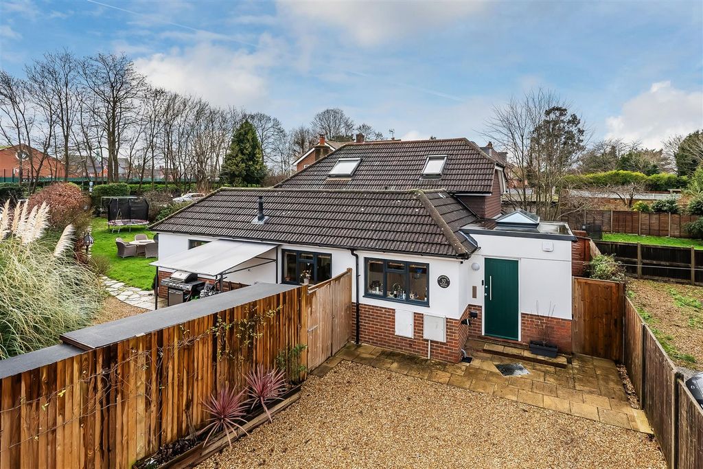 Property photo 1 of 21 37-St-Johns-Avenue-32.Jpg