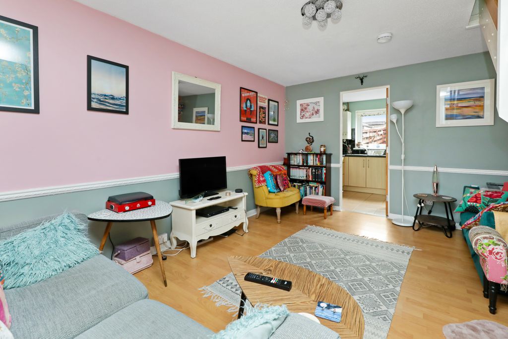 Property photo 3 of 17 Property Image 3